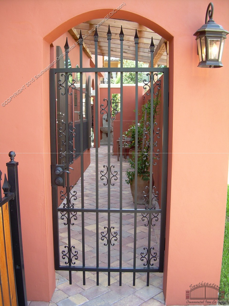 Courtyard-Walk-Gate(WG-41)