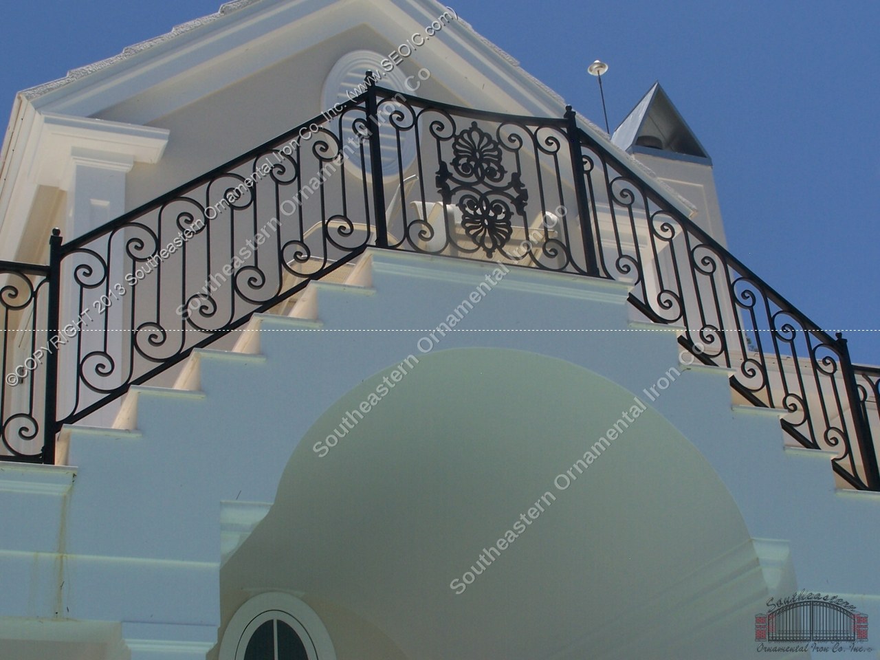 Powder-Coated-Aluminum-Railing(R-143)