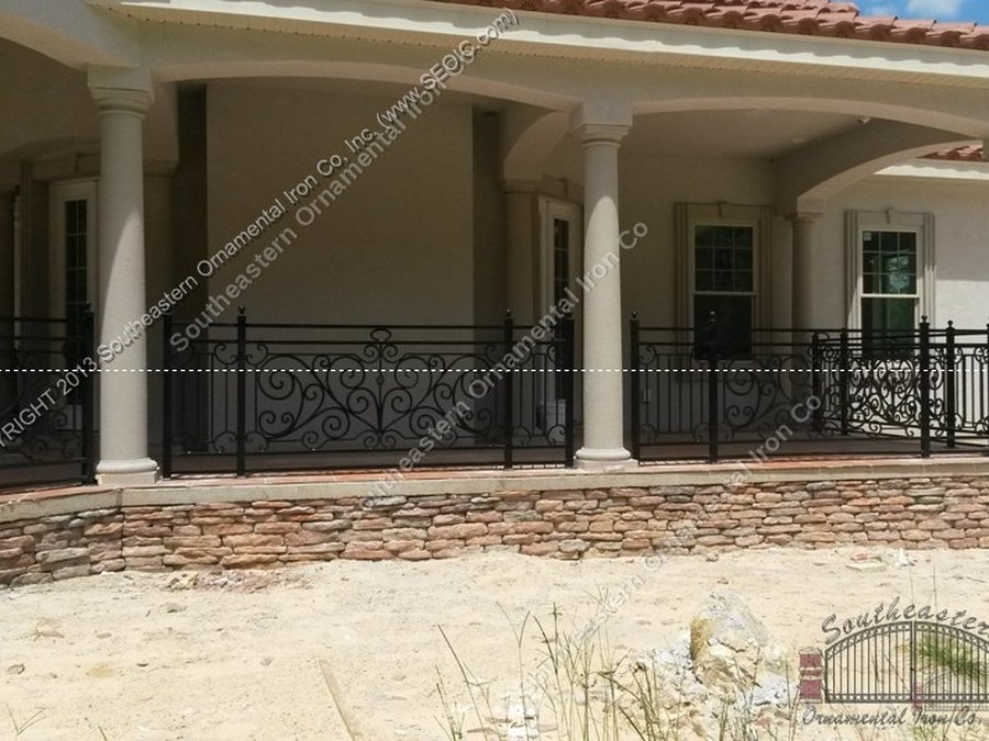 Aluminum Deck Railing with Scroll Work (R-148A)