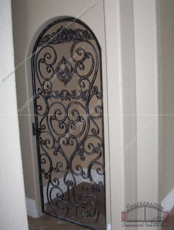 Wine Door (WD-07)