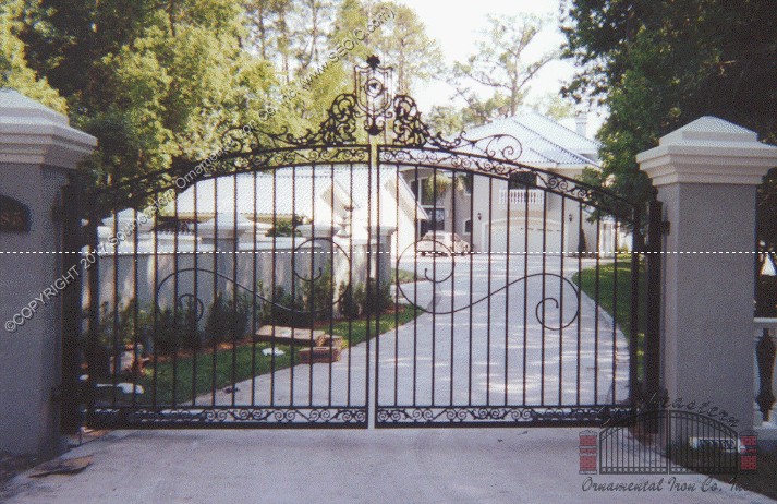 Custom Aluminum Driveway Gate (#VG-03)