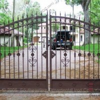 Custom Aluminum Driveway Gate (#VG-06)