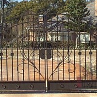 Custom Aluminum Driveway Gate (#VG-07)