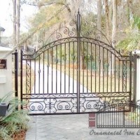 Custom Aluminum Driveway Gate (#VG-15)